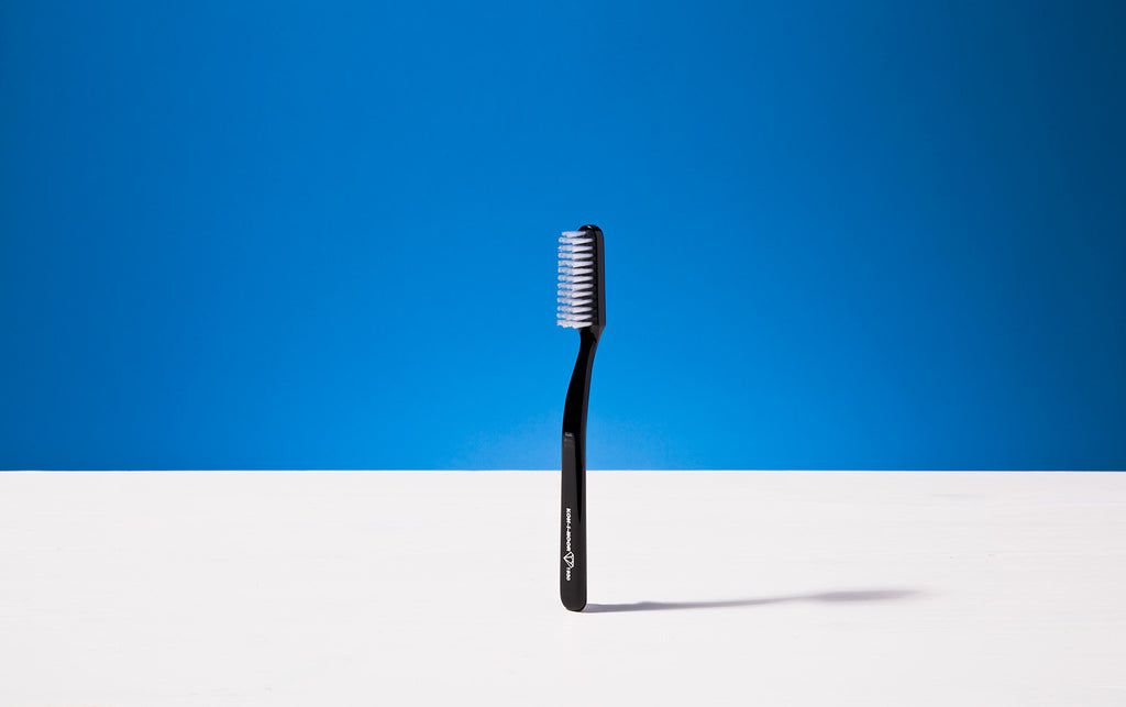 Broad Toothbrush, Black, Tynex bristles